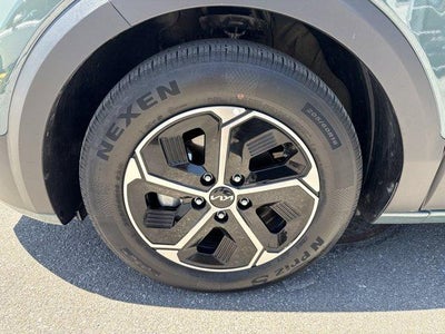 2023 Kia Niro EX FWD