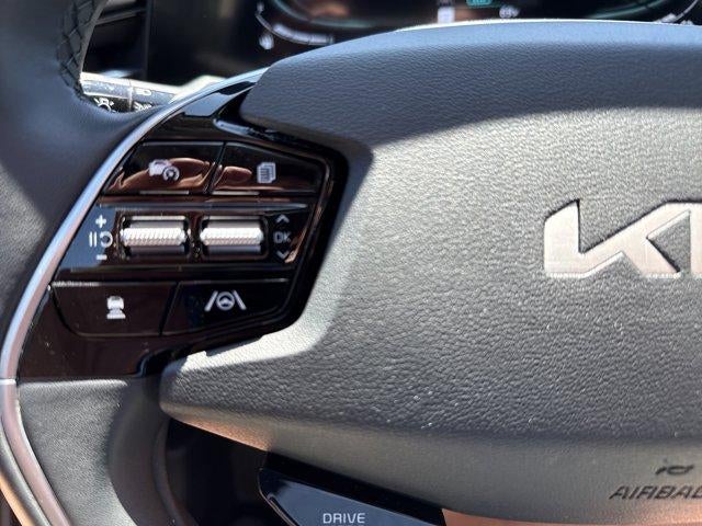2023 Kia Niro EX FWD