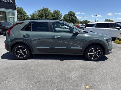 2023 Kia Niro EX FWD