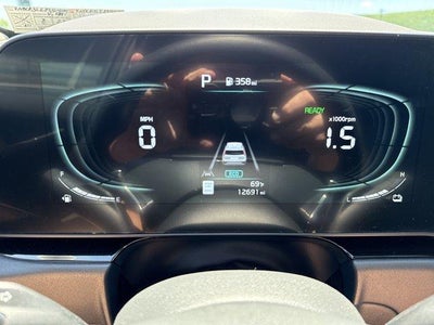 2023 Kia Niro EX FWD