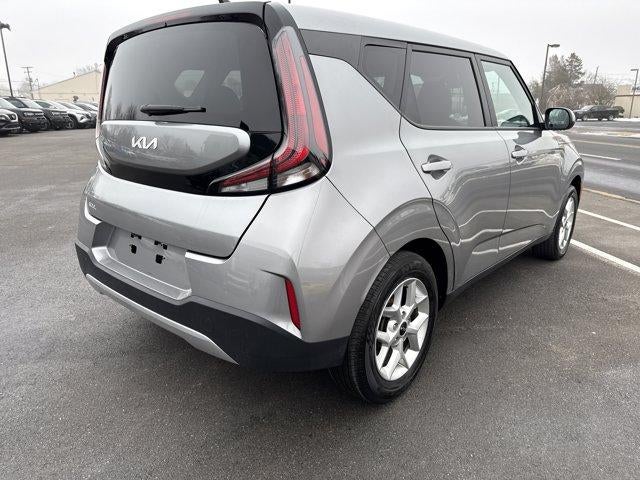 2025 Kia Soul LX FWD