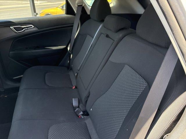 2023 Kia Sportage Hybrid LX AWD