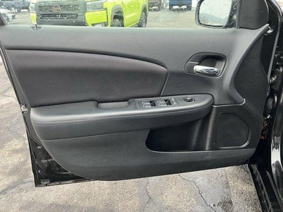 2013 Chrysler 200 4dr Sdn Touring