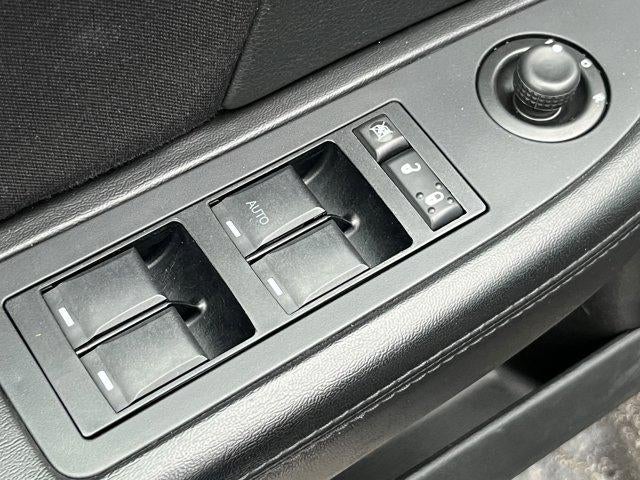 2013 Chrysler 200 4dr Sdn Touring