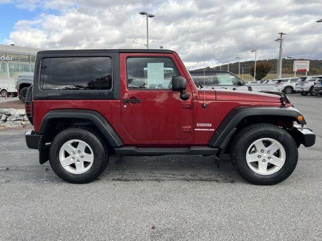 2013 Jeep Wrangler 4WD 2dr Sport