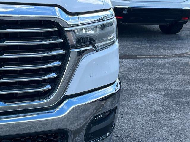 2025 RAM 1500 Laramie 4x4 Crew Cab 5'7" Box