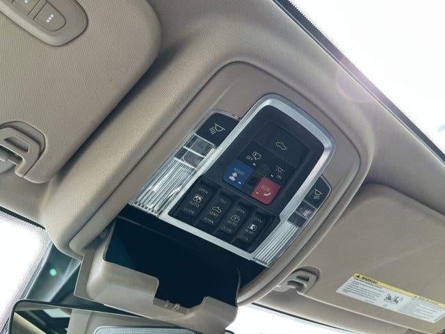 2019 RAM 1500 Laramie 4x4 Crew Cab 6'4" Box