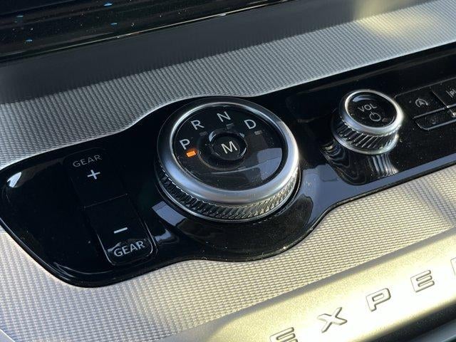 2025 Ford Expedition Active 4x4