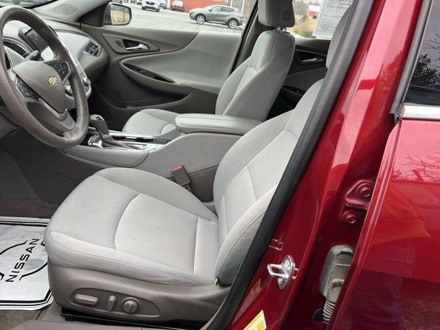 2017 Chevrolet Malibu 1LT