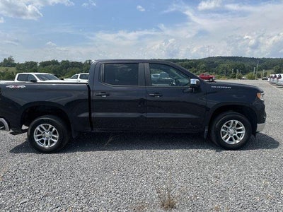 2023 Chevrolet Silverado 1500 Crew Cab Short Box 4-Wheel Drive LT 2FL