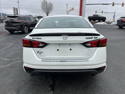 2022 Nissan Altima 2.5 SR Sedan