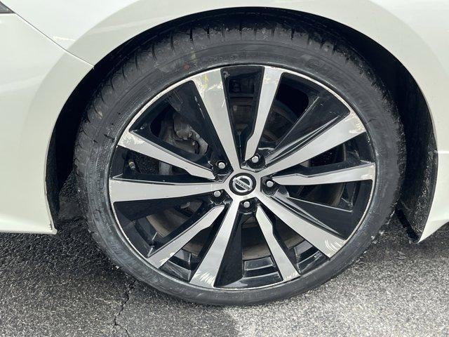 2019 Nissan Altima 2.5 SR Sedan