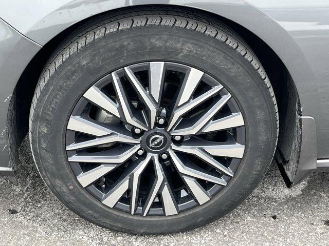 2023 Nissan Altima 2.5 SV Sedan