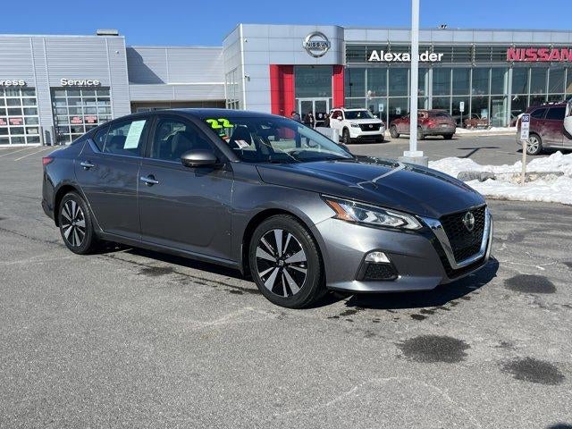 2022 Nissan Altima 2.5 SV Sedan