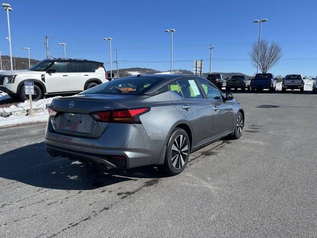 2022 Nissan Altima 2.5 SV Sedan