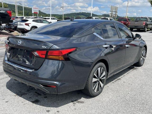 2022 Nissan Altima 2.5 SV Sedan