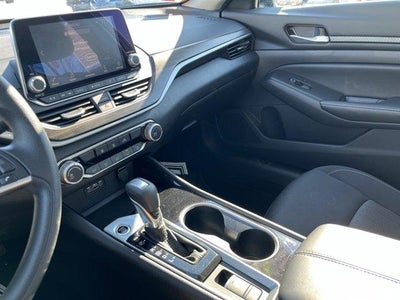 2024 Nissan Altima 2.5 SV AWD Sedan