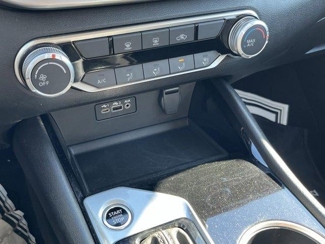 2024 Nissan Altima 2.5 SV AWD Sedan