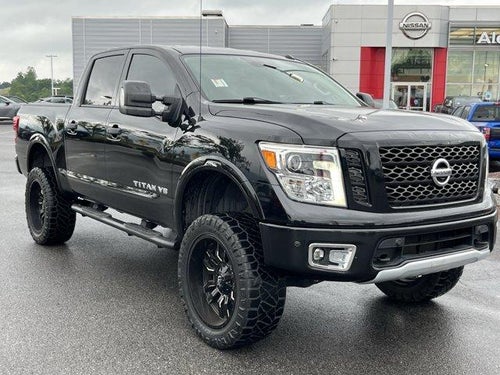 2019 Nissan Titan 4x4 Crew Cab PRO-4X