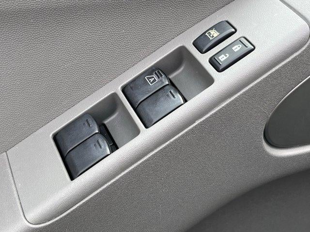 2015 Nissan Frontier 4WD Crew Cab LWB Auto SL