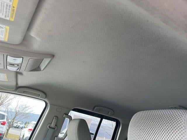 2015 Nissan Frontier 4WD Crew Cab LWB Auto SL