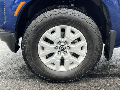 2023 Nissan Frontier Crew Cab 4x4 SV Auto