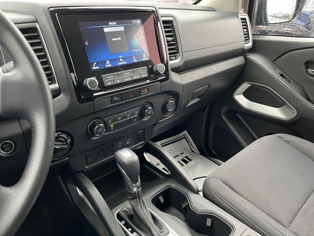 2023 Nissan Frontier Crew Cab 4x4 SV Auto