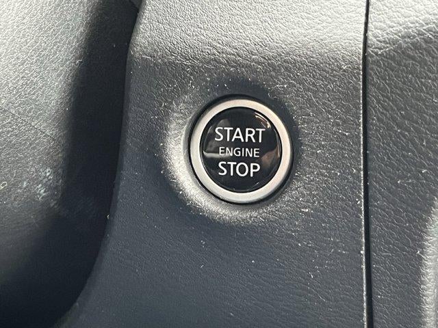 2023 Nissan Frontier Crew Cab 4x4 SV Auto