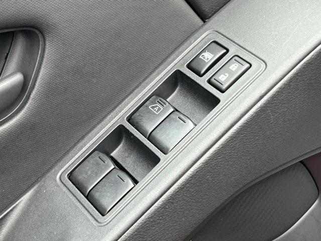 2022 Nissan Frontier Crew Cab 4x4 S Auto