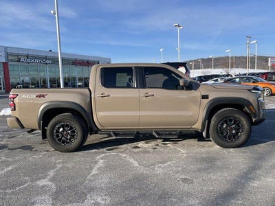 2023 Nissan Frontier Crew Cab 4x4 PRO-4X Auto