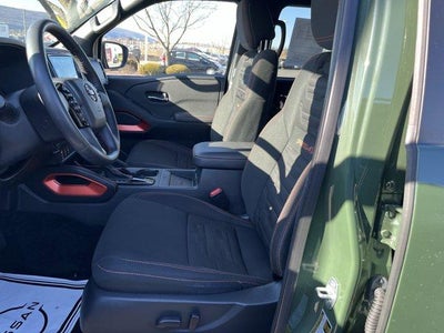 2024 Nissan Frontier Crew Cab 4x4 PRO-4X
