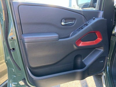 2024 Nissan Frontier Crew Cab 4x4 PRO-4X