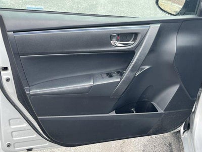 2018 Toyota Corolla SE CVT (Natl)