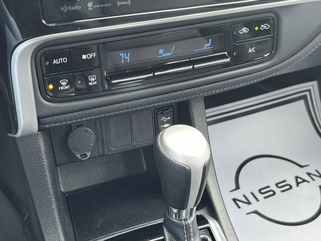 2018 Toyota Corolla SE CVT (Natl)