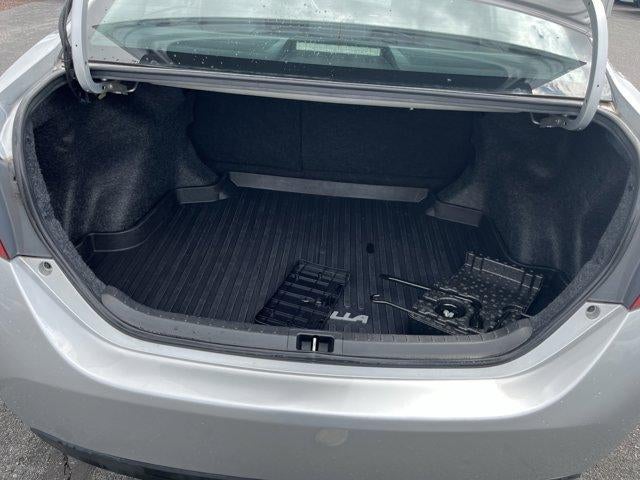 2018 Toyota Corolla SE CVT (Natl)
