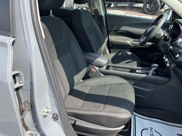 2024 Nissan Kicks SV FWD