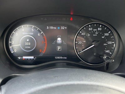 2024 Nissan Kicks SR FWD