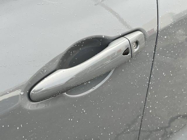 2024 Nissan Kicks SR FWD