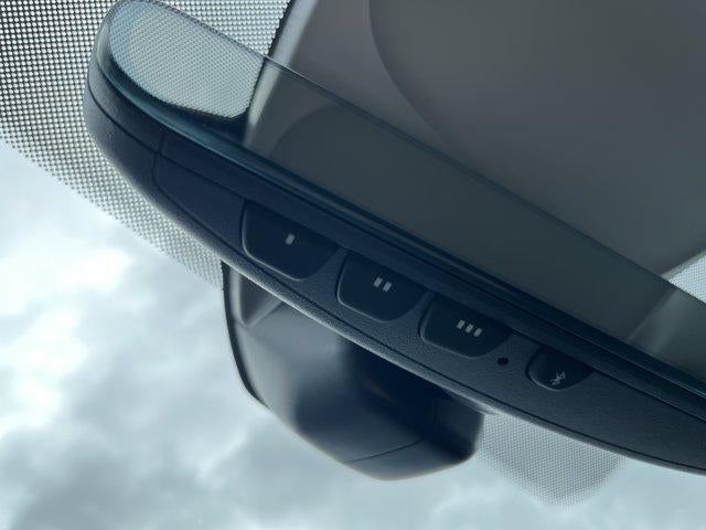 2022 Volkswagen Taos SE 4MOTION