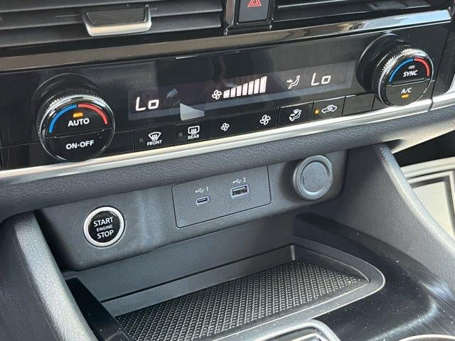 2021 Nissan Rogue AWD SV