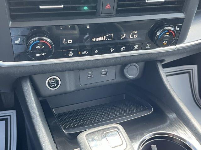 2023 Nissan Rogue AWD SV