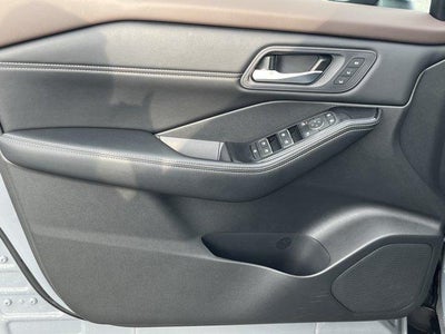 2023 Nissan Rogue AWD SL