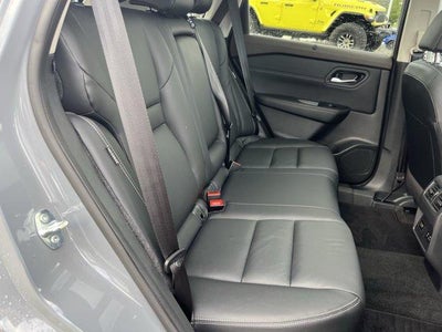 2023 Nissan Rogue AWD SL