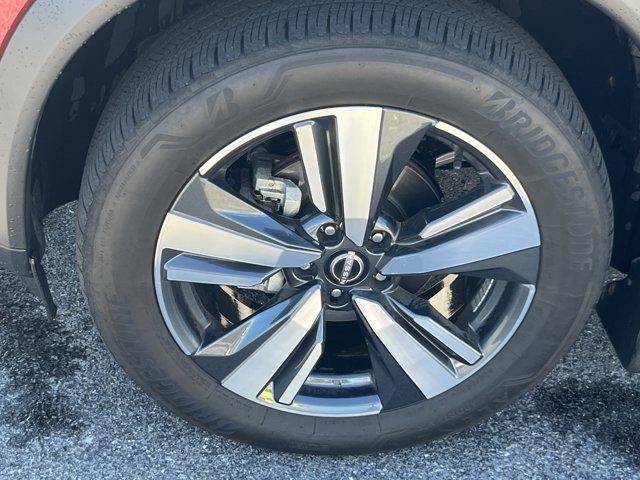 2023 Nissan Rogue AWD SL