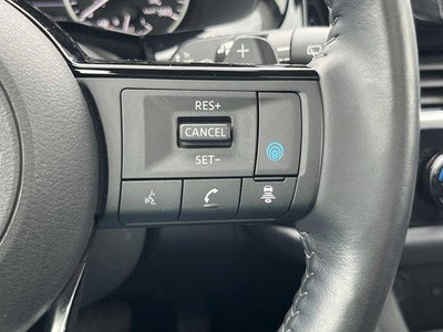 2023 Nissan Pathfinder SL 4WD