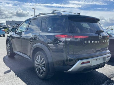 2023 Nissan Pathfinder SL 4WD