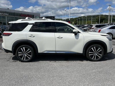2024 Nissan Pathfinder Platinum 4WD