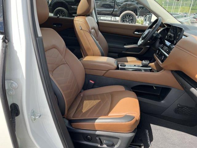 2024 Nissan Pathfinder Platinum 4WD