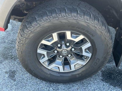 2017 Toyota Tacoma TRD Off Road Access Cab 6' Bed V6 4x4 AT (Natl)