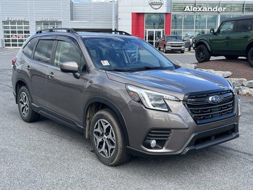 2022 Subaru Forester Premium CVT